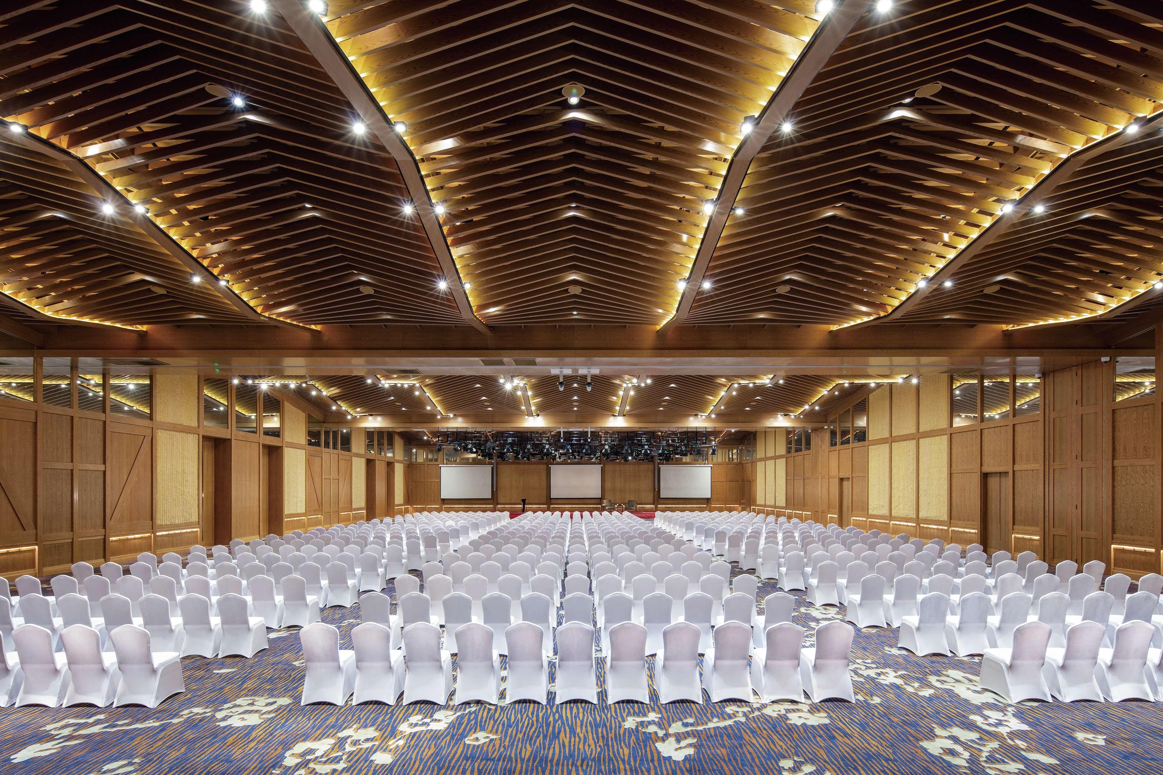 מלון Langfang Hilton Wenan מראה חיצוני תמונה