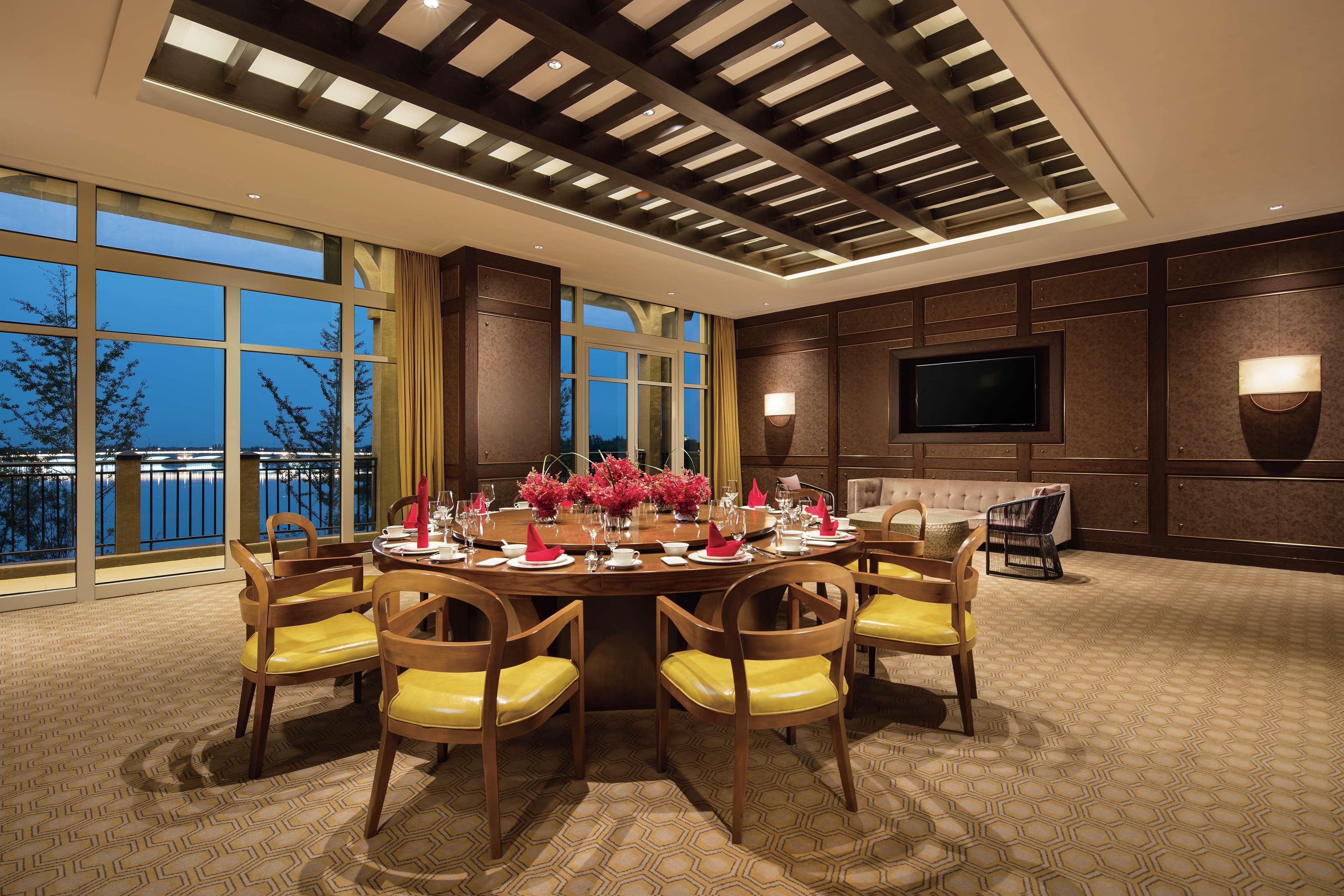 מלון Langfang Hilton Wenan מראה חיצוני תמונה
