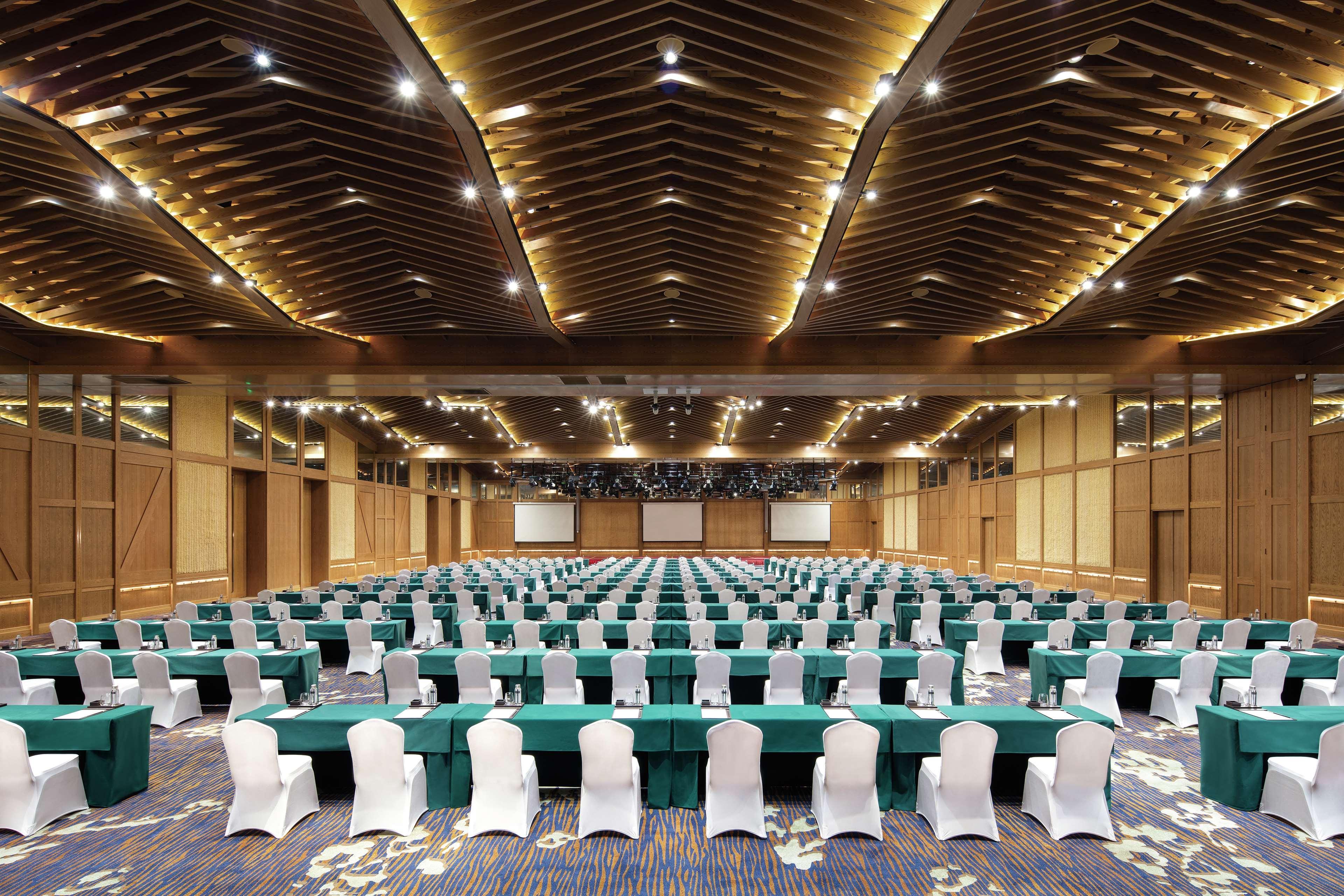 מלון Langfang Hilton Wenan מראה חיצוני תמונה