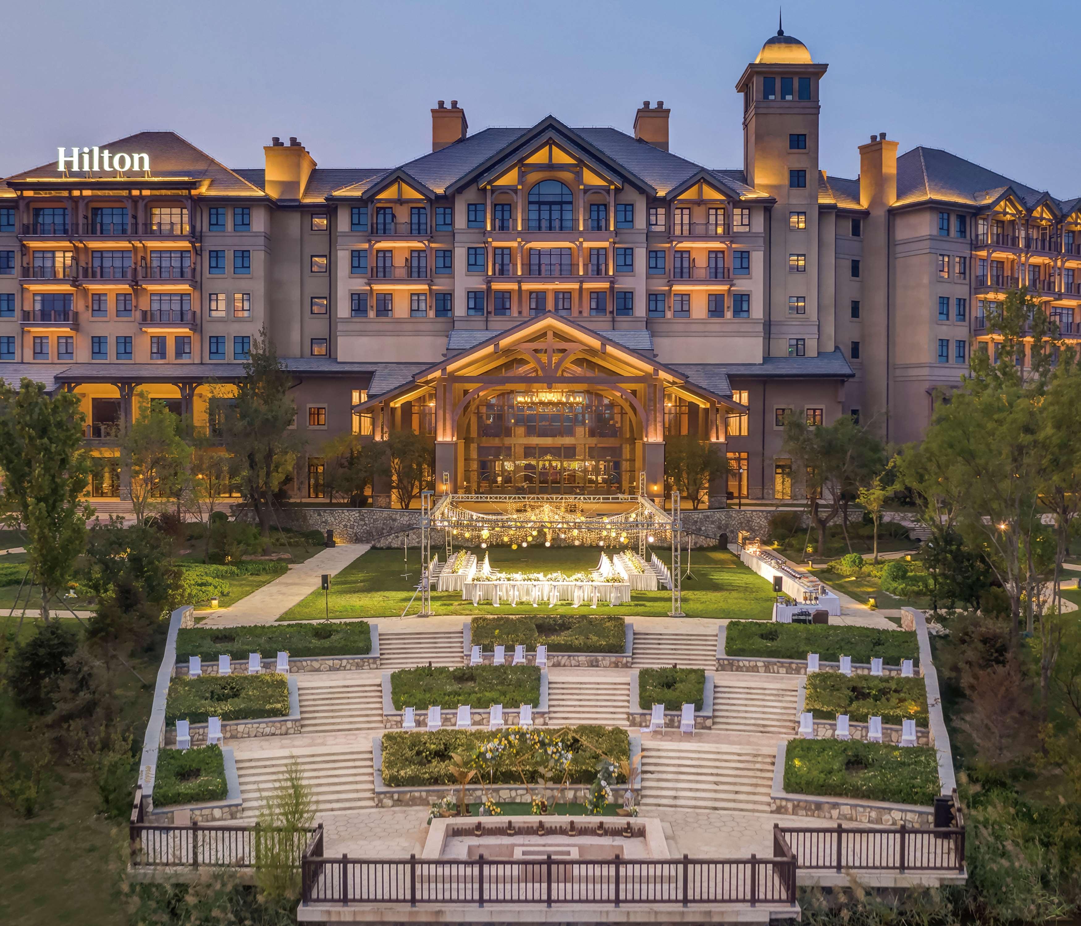 מלון Langfang Hilton Wenan מראה חיצוני תמונה